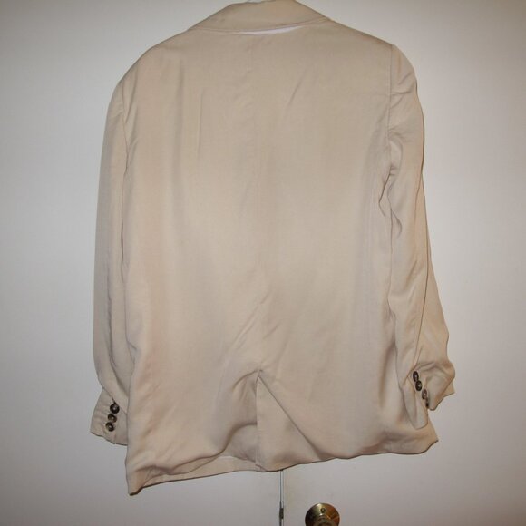 Reformation Ladies Blazer & Trousers - Picture 6 of 7